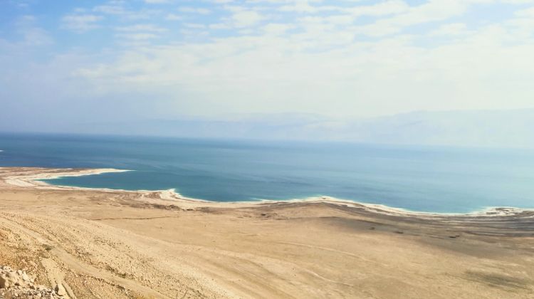 Mar morto vista da estrada