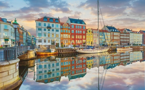 Nyhavan, Copenhagen, Denmark - Pacotes para Dinamarca