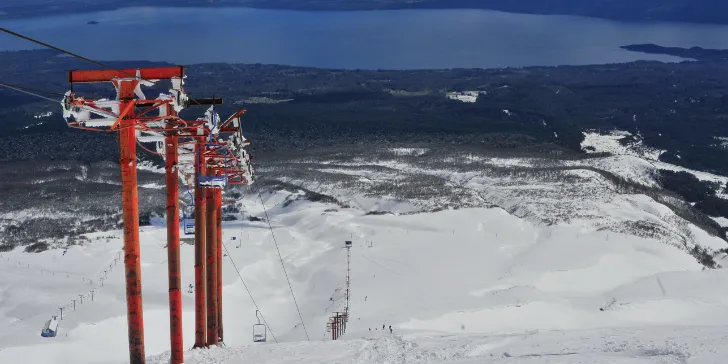 Vulcão Villarrica em Púcon lugares com neve no Chile