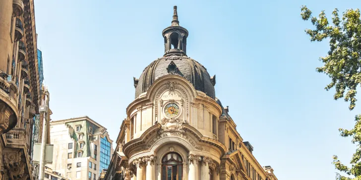 Santiago-Chile-canva_11zon